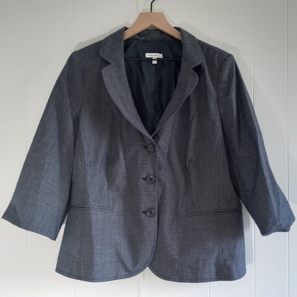 Fashion Bug Jackets & Blazers - Fashion Bug 3/4 Sleeve Blazer
